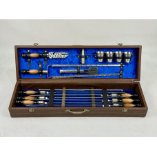 Набор шампуров в кожаном кейсе, Хан