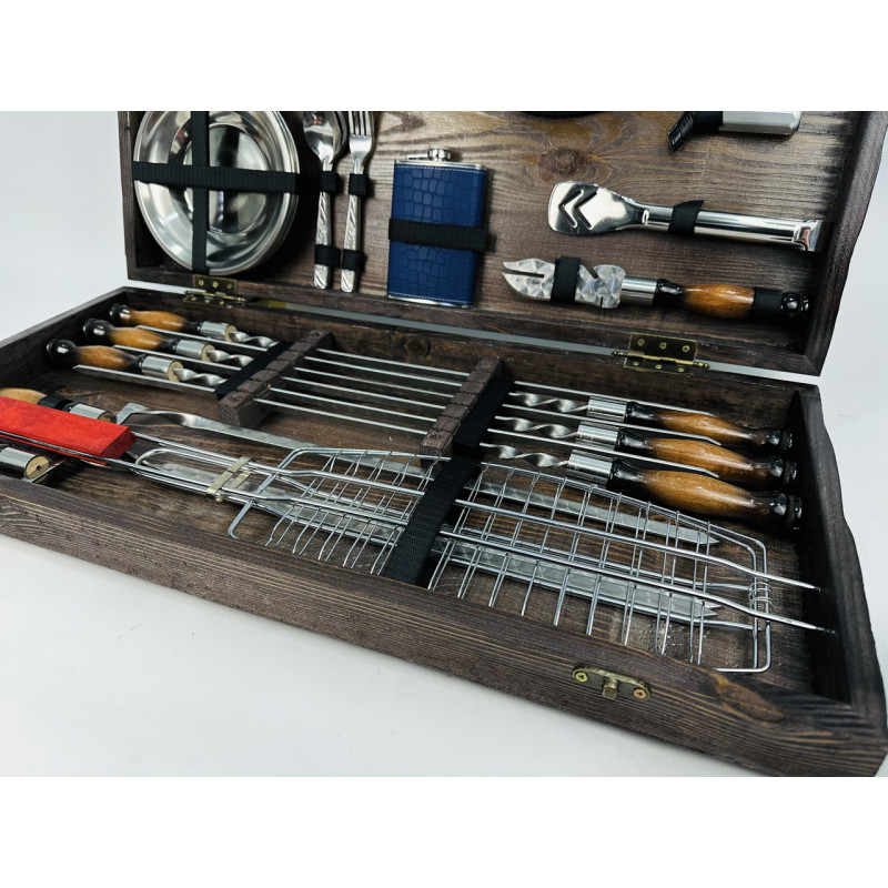 Подарунковий набір для пікніка ШАШЛИЧНИК, ручної роботи (шампура і аксесуари)