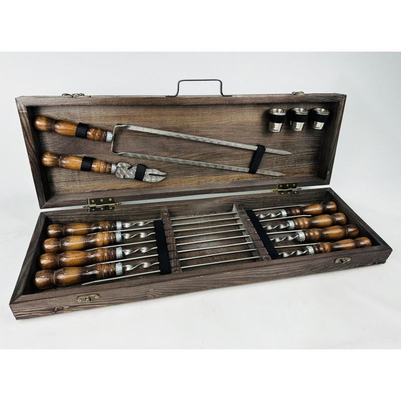 Набір шампурів в кейсі КИЗЛЯР