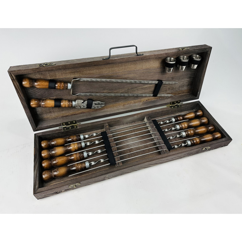 Набір шампурів в кейсі КИЗЛЯР