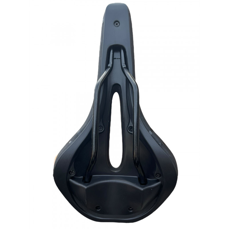 Сидушка на спортивний, гірський велосипед, ГЕЛЕВИЙ наповнювач, з вирізом