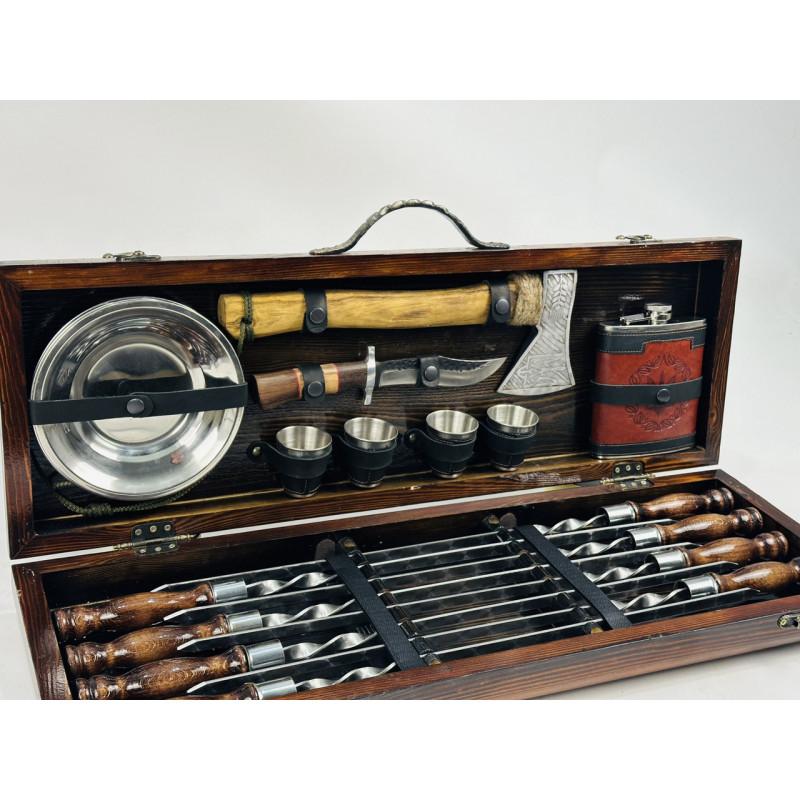 Набір шампурів в кейсі ВЕНГЕ