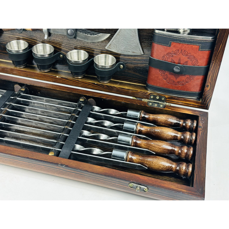 Набір шампурів в кейсі ВЕНГЕ