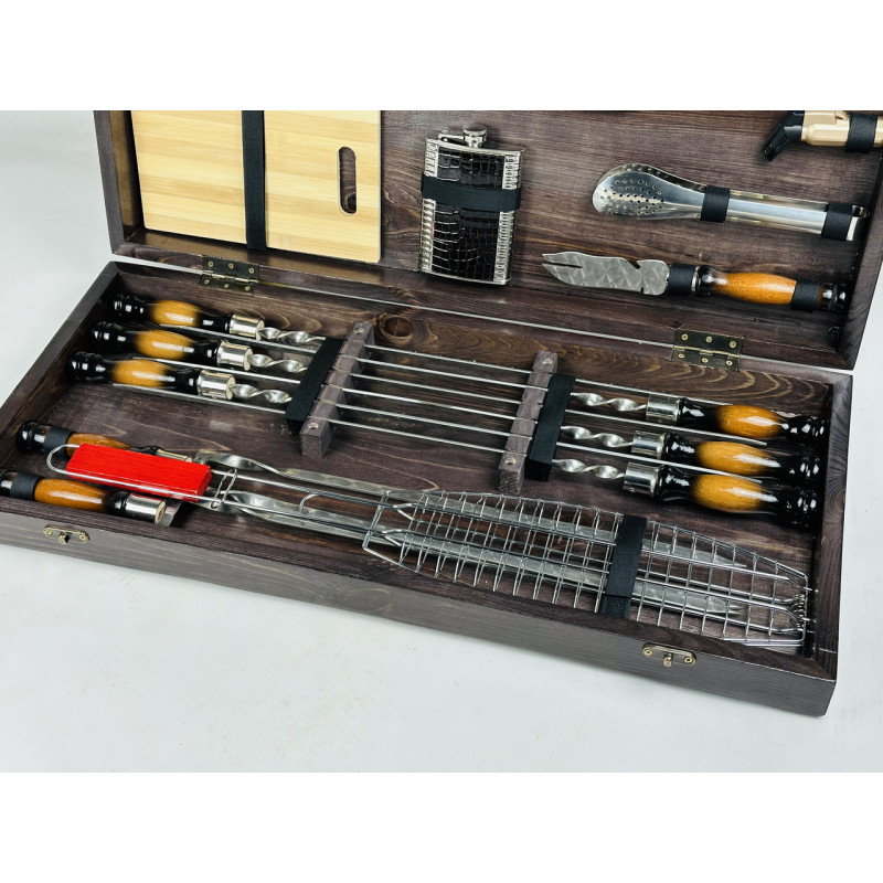 Подарунковий набір для пікніка ШАШЛИЧНИК ЛАЙТ, ручної роботи (шампура і аксесуари)