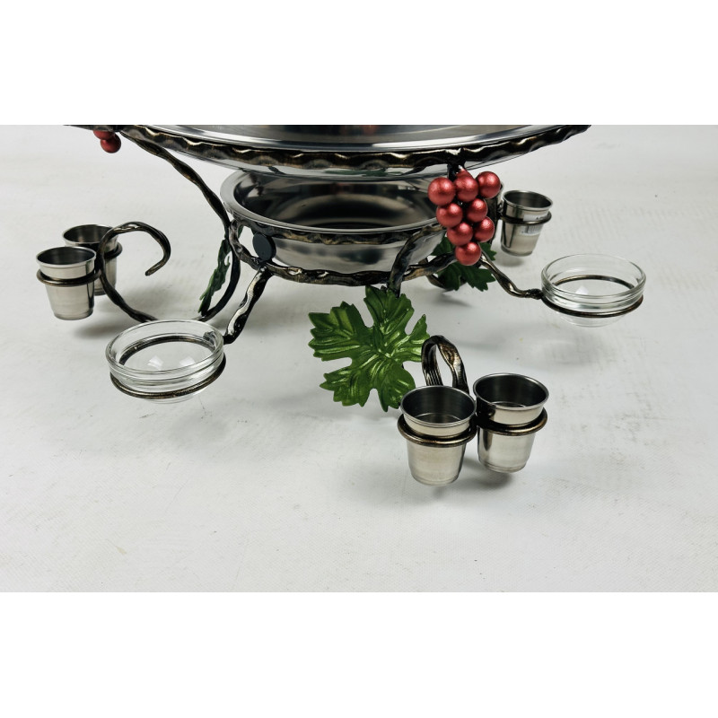 Садж для подачі (підігріву) шашлику 36 див. з соусницами і чарками + кришка "ВИНОГРАД"