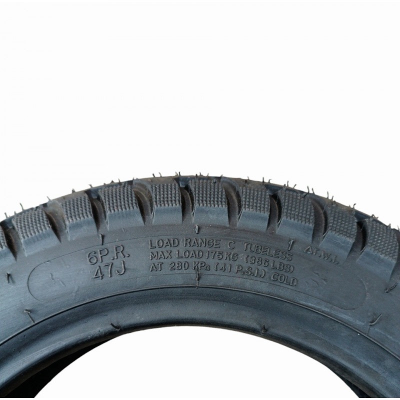 Покрышка 3.00-10 47J, (6PR), TL - беcкамерная, "Gama" для скутера