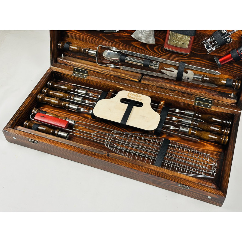 Подарунковий набір для пікніка ГЕТЬМАН, ручної роботи (кейс-стіл)