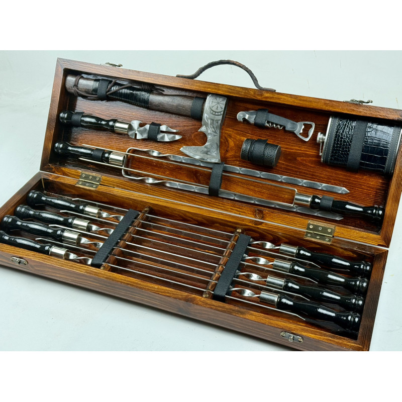 Набір шампурів у кейсі КІНГ