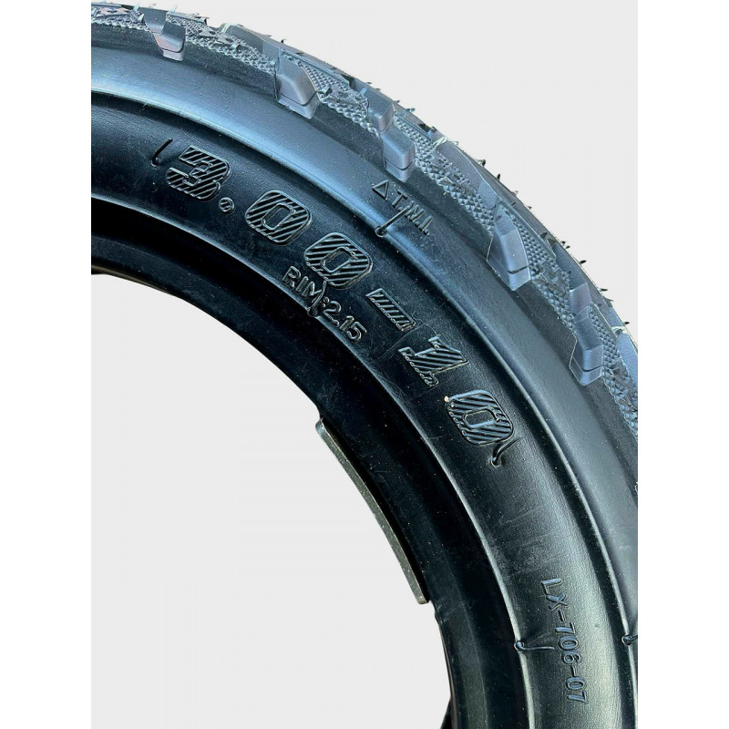 Покришка 3.00-10 49G (8PR), безкамерна (TL), Load Range "D"