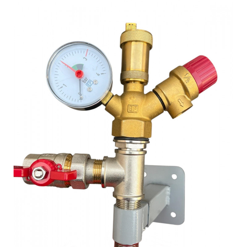 Група безпеки, розширювальний бак 8 л (вертикальний), кріплення бака, 3/4 кран з американкою (КОМПЛЕКТ) Чехія