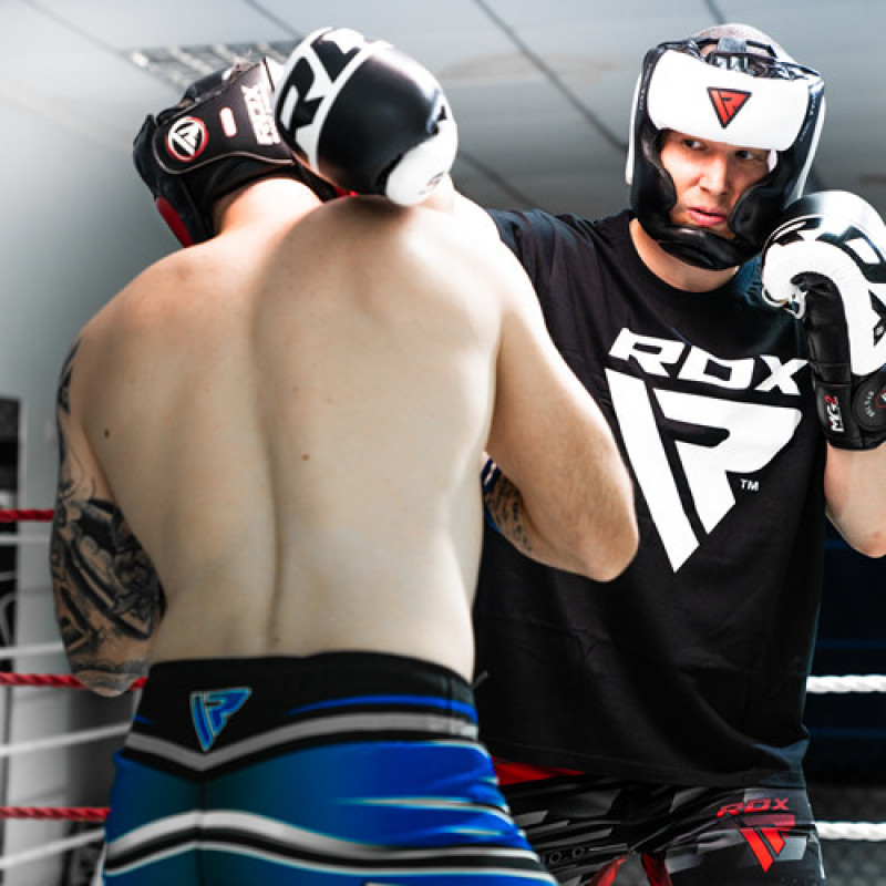 Боксерський шолом із захистом підборіддя RDX WB S