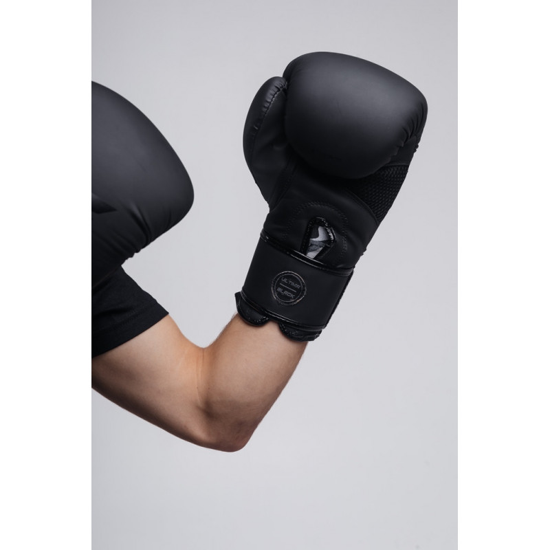Боксерські рукавиці V`Noks Ultima Black 16 ун.