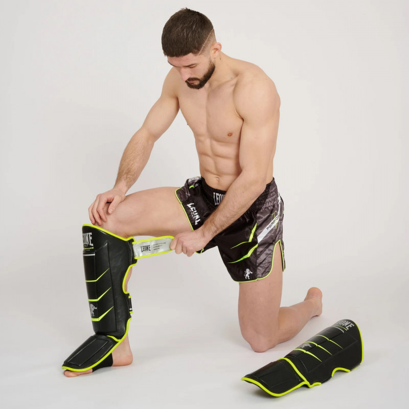 Шорти для тайського боксу Leone Performance Fluo Black M