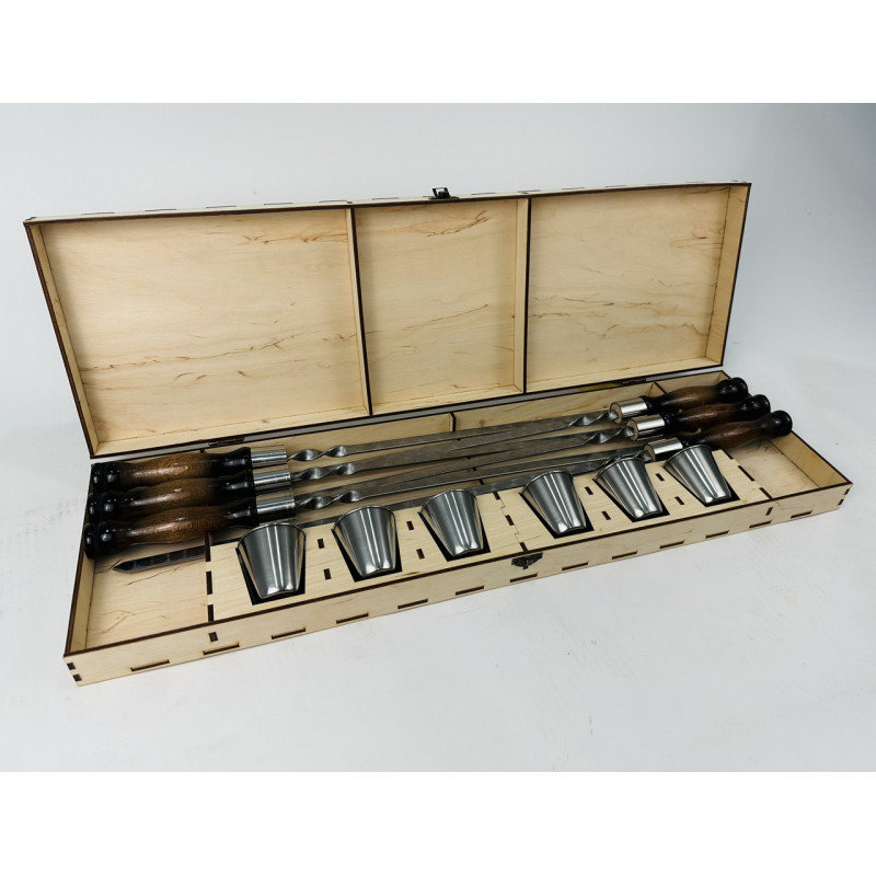 Набір шампурів у кейсі "Вуд з чарками"