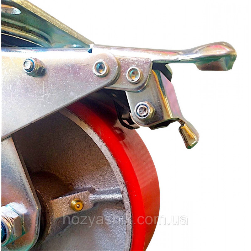 Колесо 125 мм поворотне з гальмом, чавун/поліуретан, навантаження до 320 кг